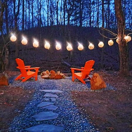 Our Private Wooded Cabin Chatham Exterior photo