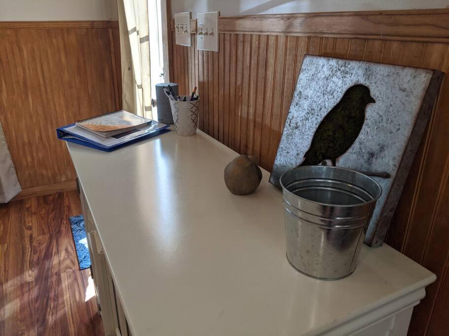 Our Private Wooded Cabin Chatham Exterior photo