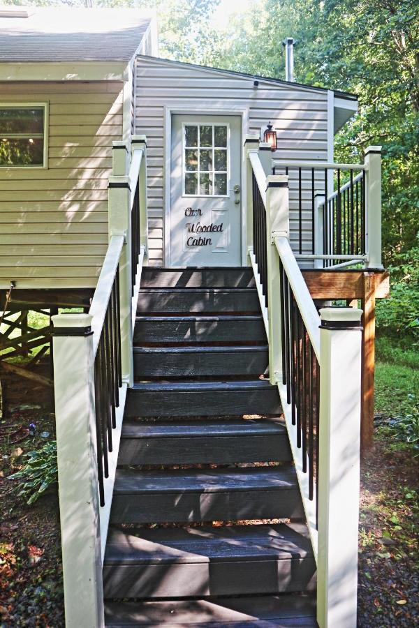 Our Private Wooded Cabin Chatham Exterior photo