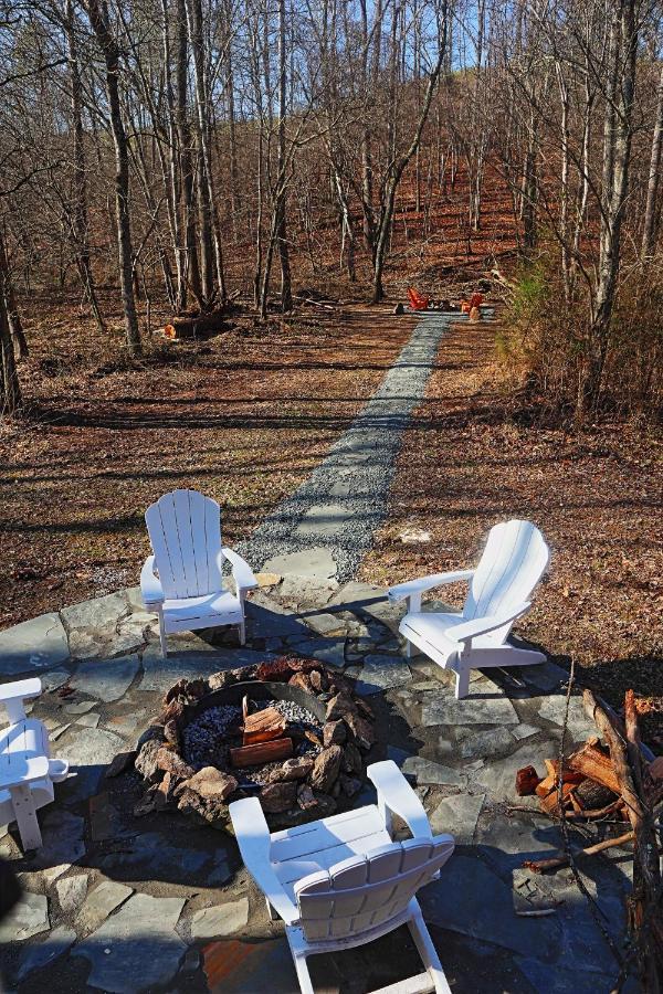 Our Private Wooded Cabin Chatham Exterior photo