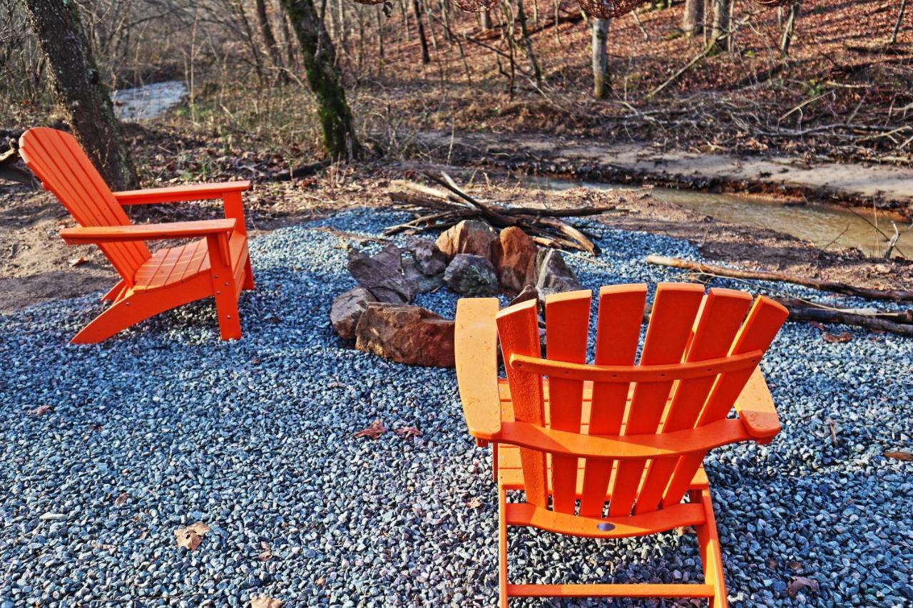 Our Private Wooded Cabin Chatham Exterior photo